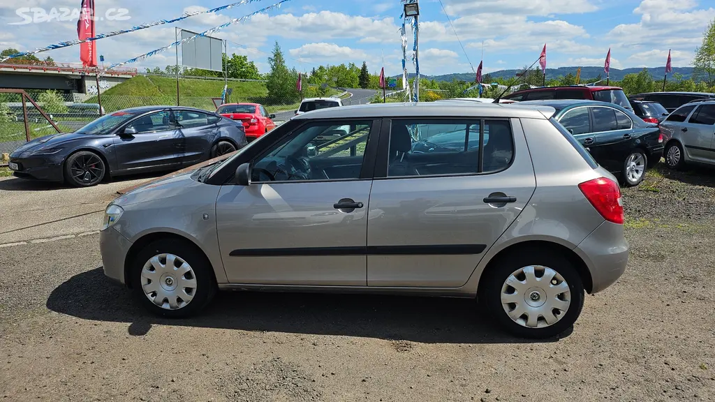 Škoda Fabia II 1.2i 60PS, 2008, TK 2028, klima - fotka 3