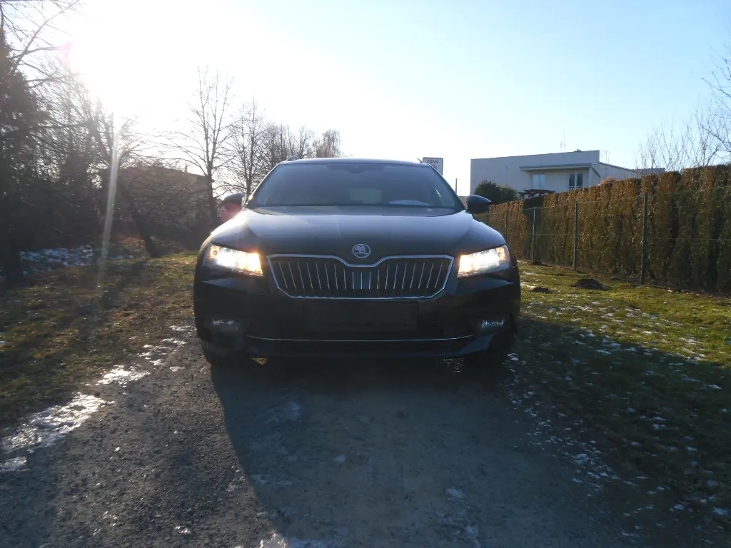 Škoda Superb 3 - fotka 3