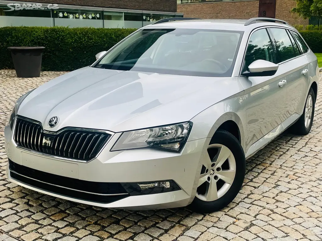 Škoda Superb, 1.4TSI 4x4 MANUÁL VÝHŘEV TAŽNÉ