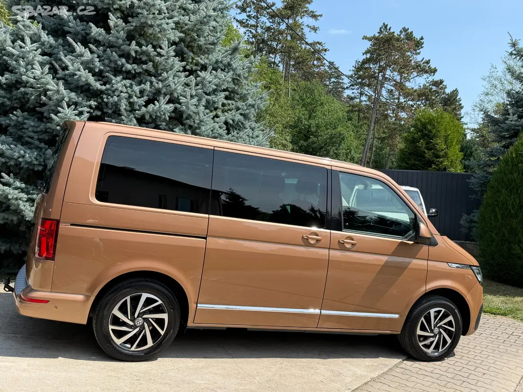 VW Multivan T6.1 4x4 110kw MR2021 GEN SIX VIRTUAL - fotka 4