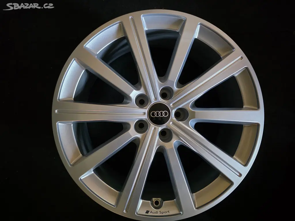 Audi RSQ3 Q3  SQ3 Alu kolo 19 originál 83A601025AB