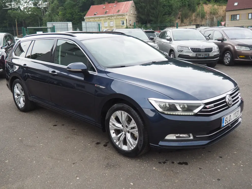 2016 Volkswagen Passat 2.0 TDI 140kW, DSG, 4Motion - fotka 5