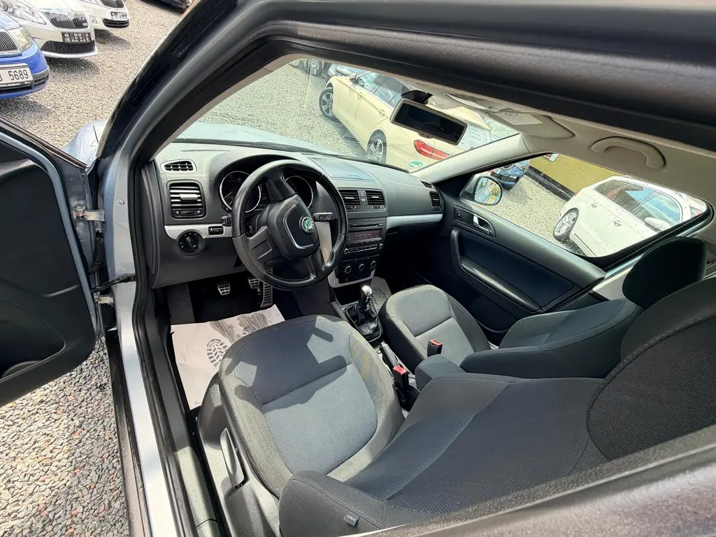 Škoda Yeti 1.4tsi Top stav, tažné zařízení - CAXA - fotka 6