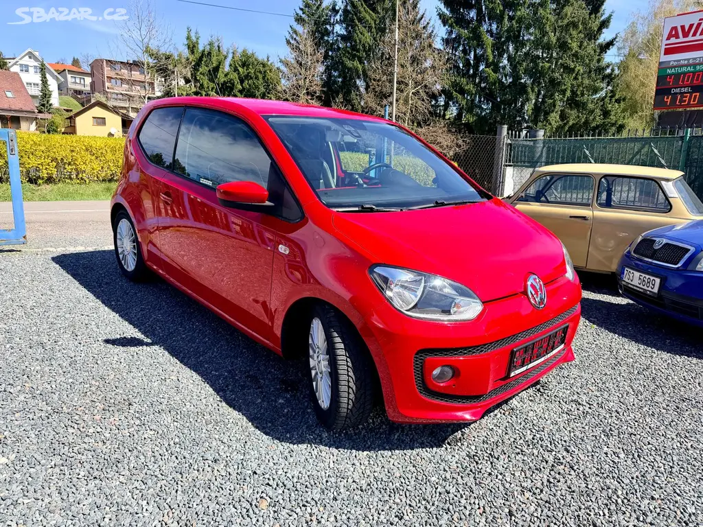Vw UP Top, bohatá výbava a krásný stav vozu - fotka 2