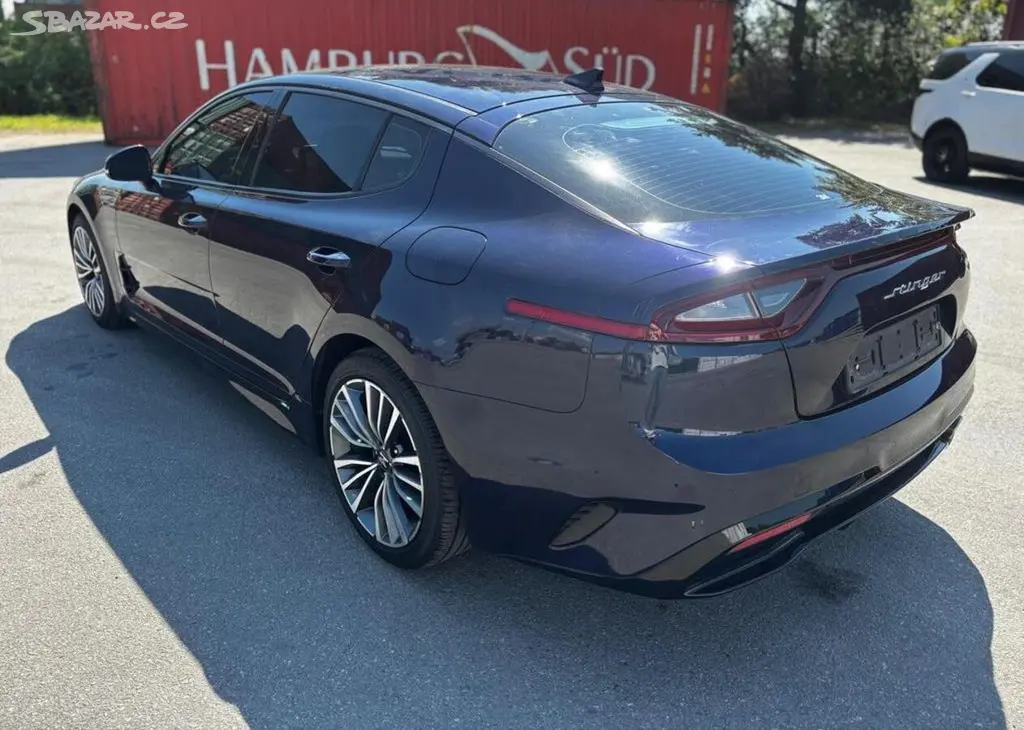 Kia Stinger 2.2CRDI 147KW,GT,FULL,DPH,LUXU nafta - fotka 4