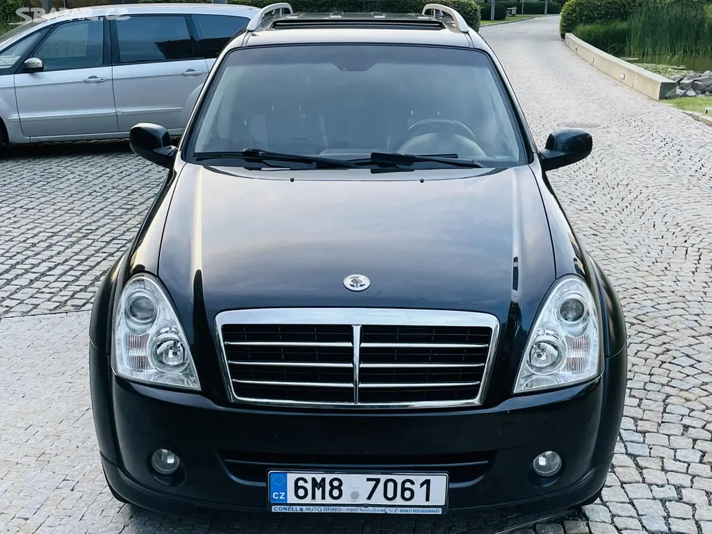 SsangYong Rexton, 2.7XDi 4x4 AUT VÝHŘEV KAMERA - fotka 6