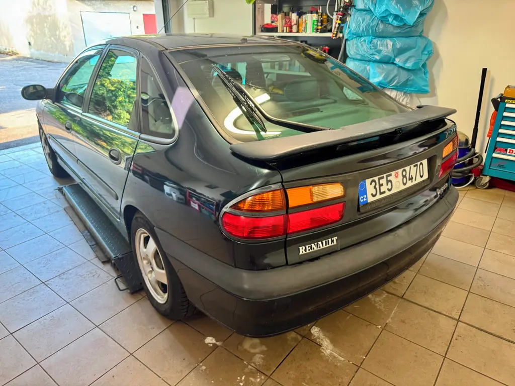 Renault Laguna - fotka 3