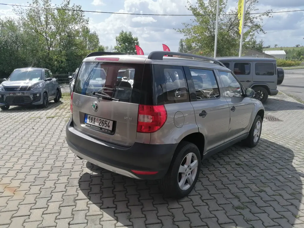 Škoda Yeti 1,2 TSI 77kW, Activ, 1.majitel - fotka 5