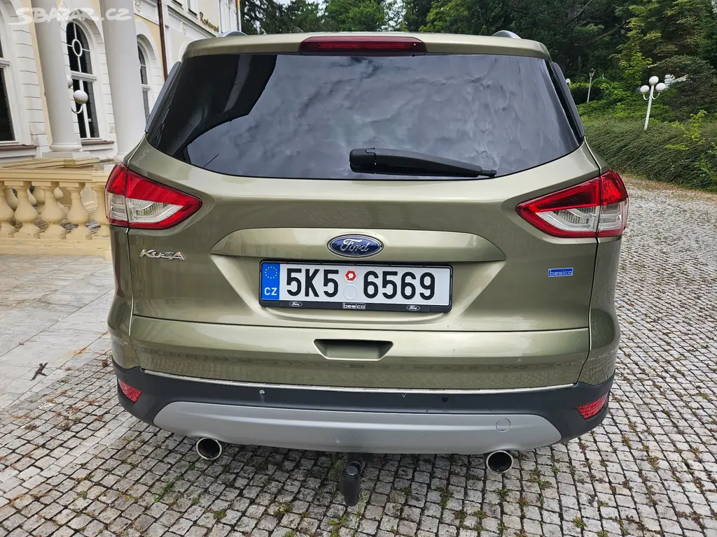 Ford Kuga 2.0 TDCi 120 kW aut. 4x4 m[telefon skryt] km - fotka 6