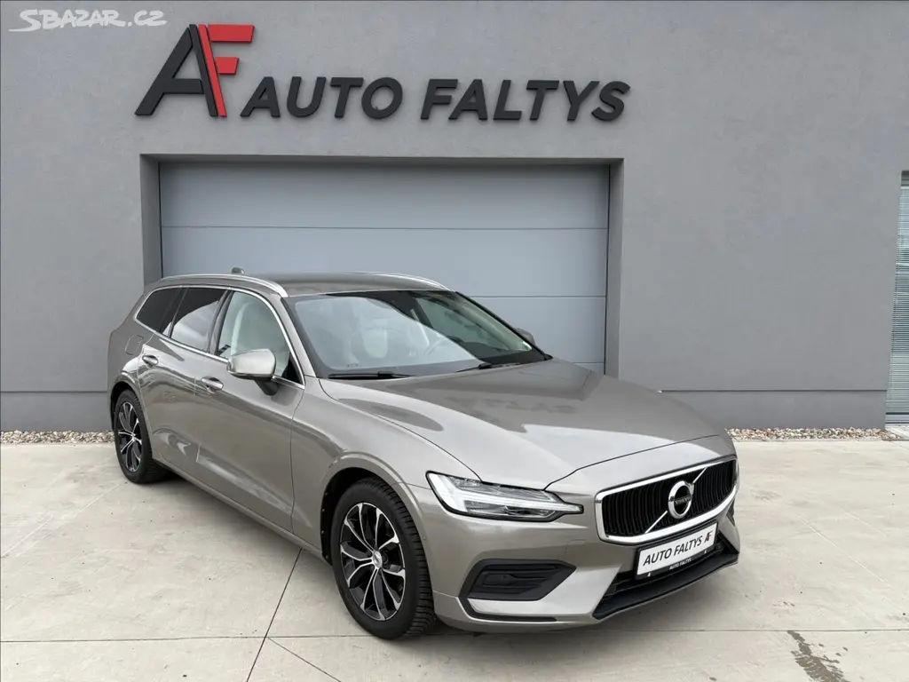 Volvo V60, 2,0 D3 110 KW MOMENTUM MANUAL