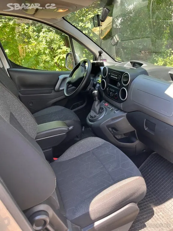 Peugeot Partner Tepee 1,6 56000km najeto - fotka 6