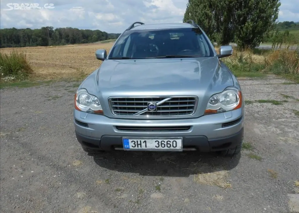 Volvo XC90 2,4 D5D 136 kW CZ Serviska nafta - fotka 3