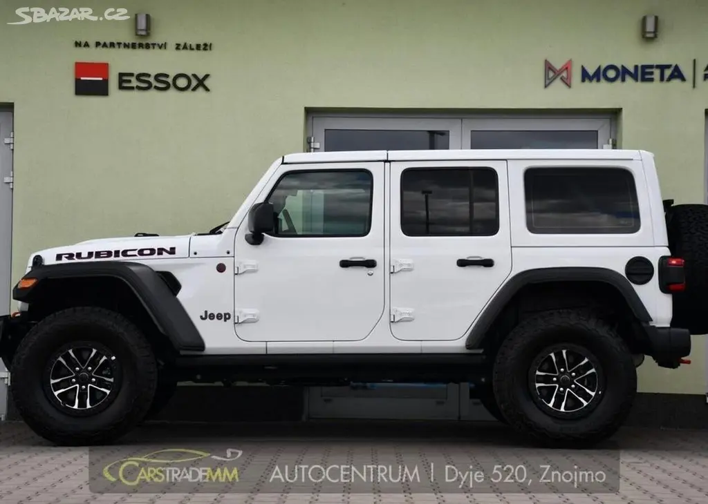 Jeep Wrangler 3.6L AWD RUBICON 4tisKM 213 kw - fotka 2