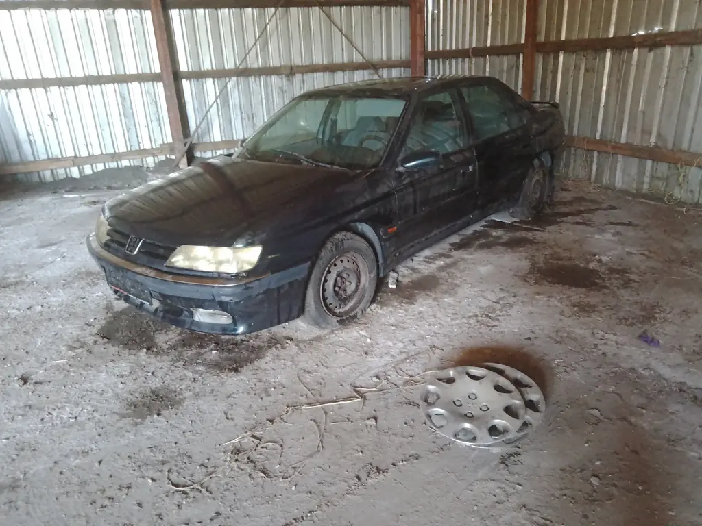 Peugeot 605 2,5 SRDT - fotka 4