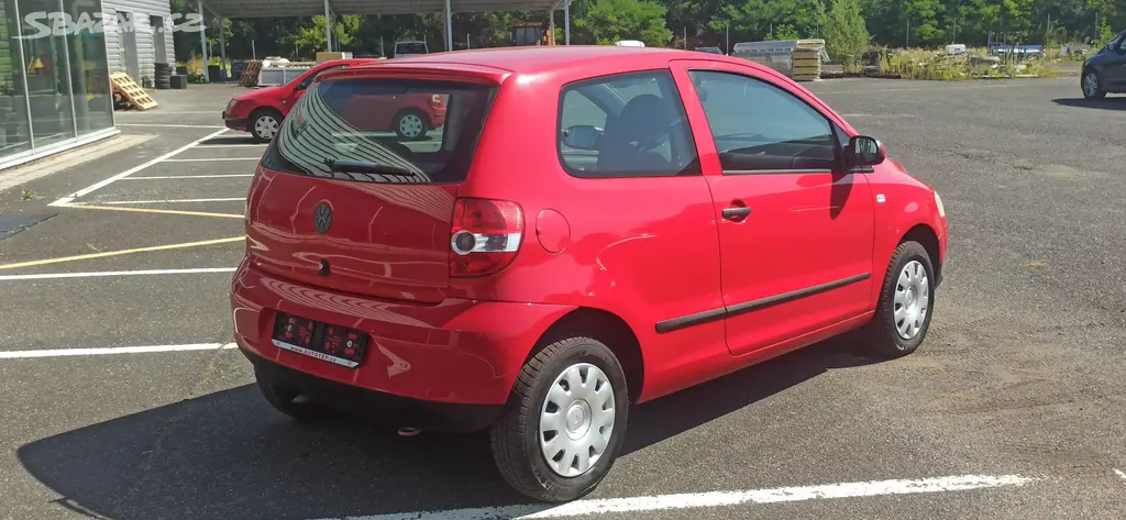 Volkswagen Fox 1.4 51 Kw Benzín - fotka 5