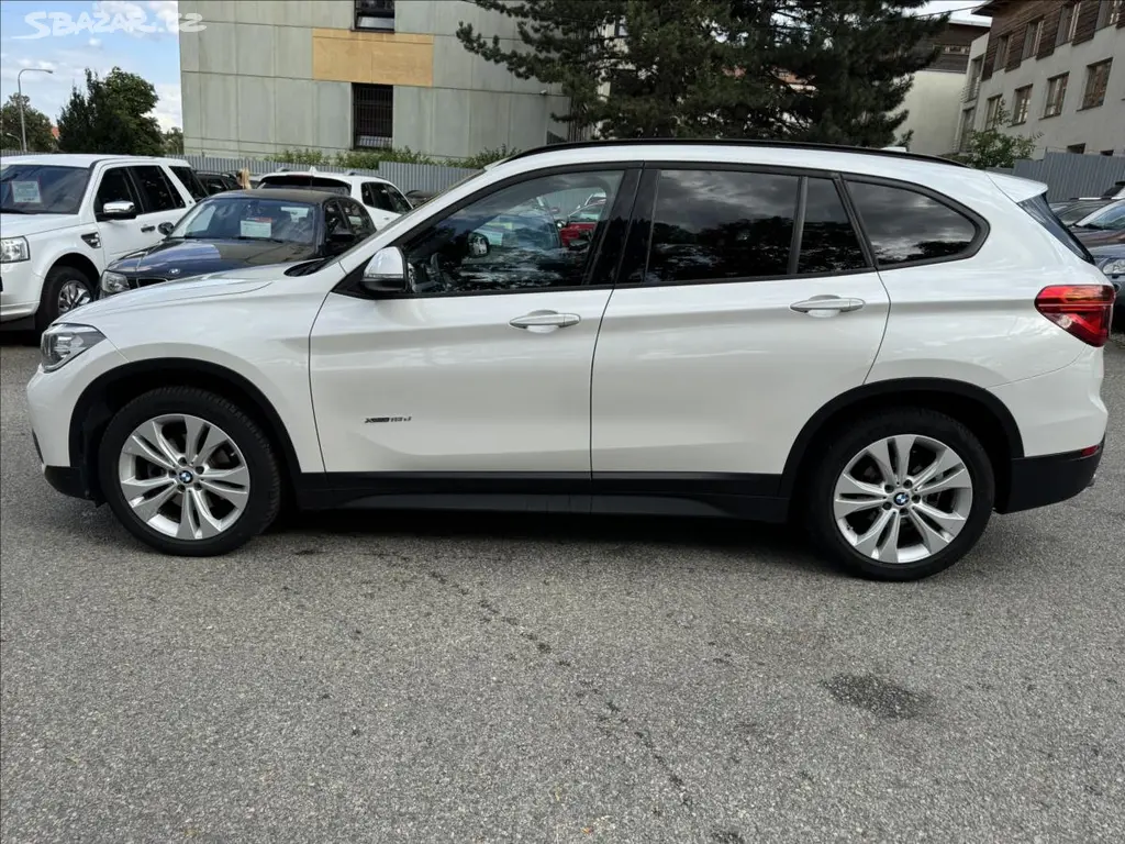 BMW X1, 2,0 xDrive - fotka 5