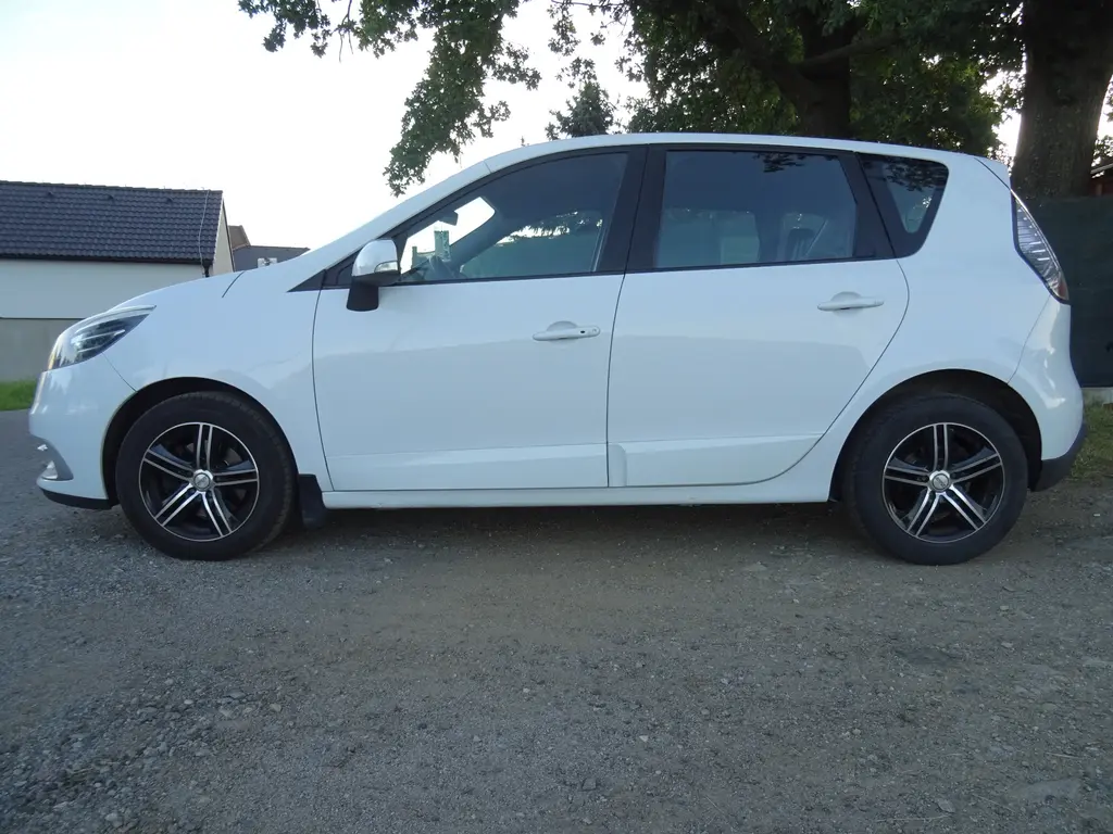 Renault Scénic, 1,5dCi 81kW sada zimních kol,tažné - fotka 3