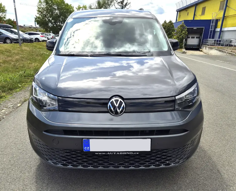Volkswagen Caddy, 2.0TDI LONG/MAXI 7MÍST DPH - fotka 2