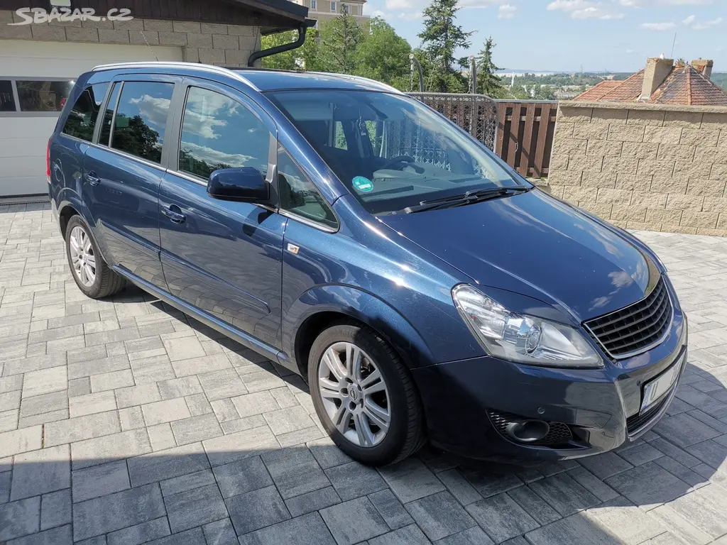 Opel Zafira 1.7CDTi 92kw - XENONY - 7míst - VYBAVA - fotka 2