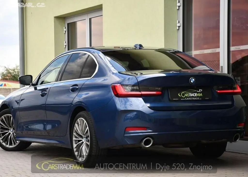 BMW Řada 3 320D xDrive TAŽNÉ ČR 1.M 140 kw - fotka 3