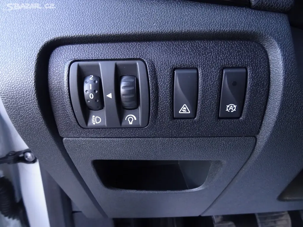 Renault Scénic, 1,5dCi 81kW sada zimních kol,tažné - fotka 6