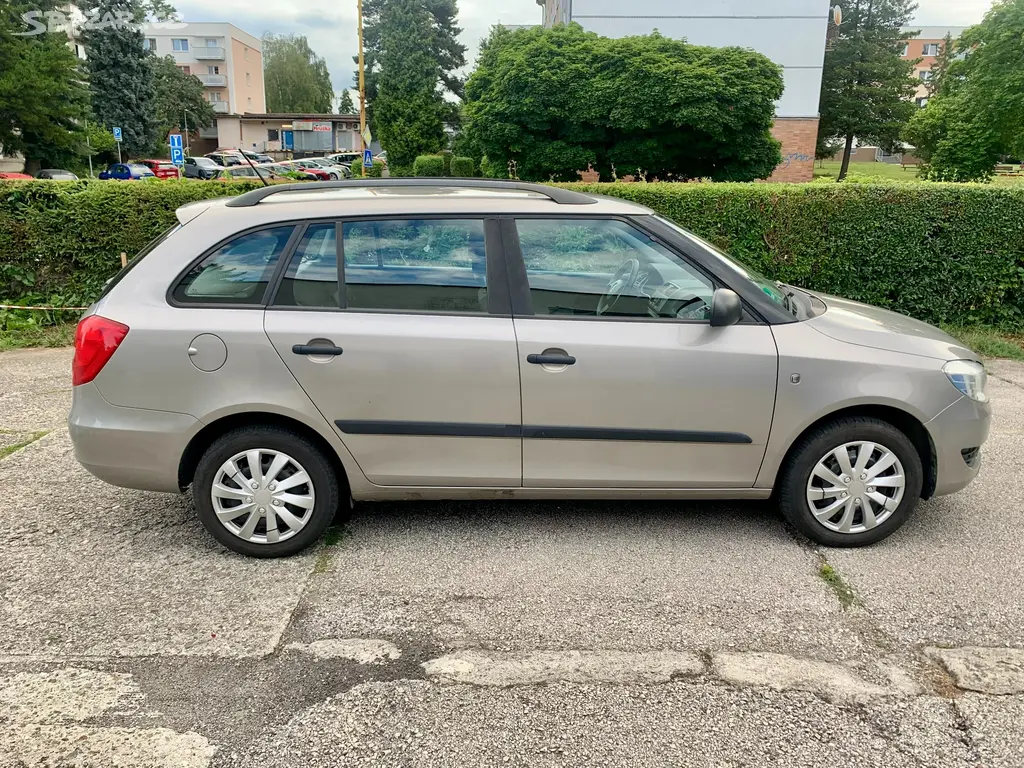 škoda fabia kombi 11/2014 1.2 tsi 83tkm - fotka 4