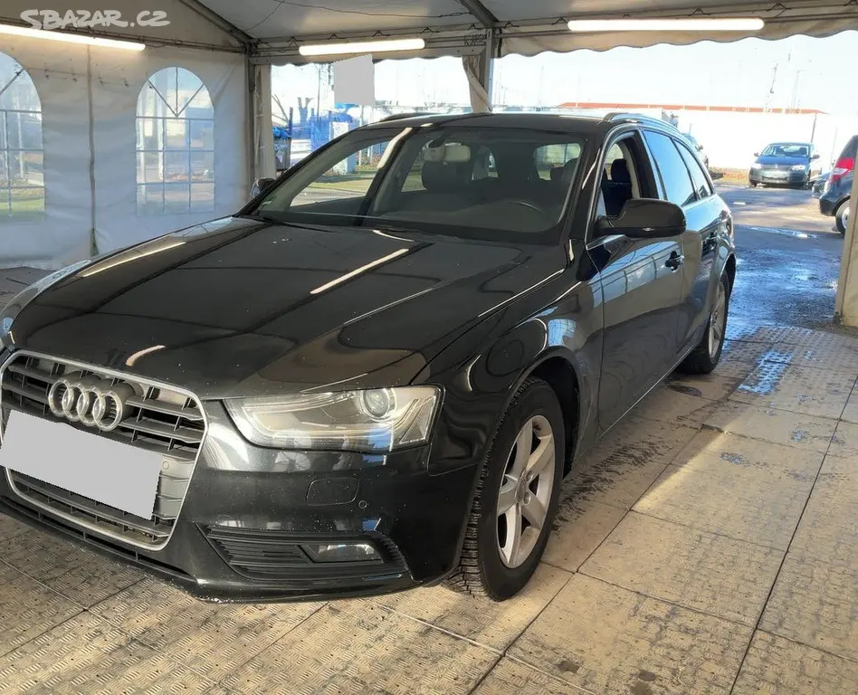 Audi A4, 2.0Tdi 140KW ALCANTRA TAŽNÉ