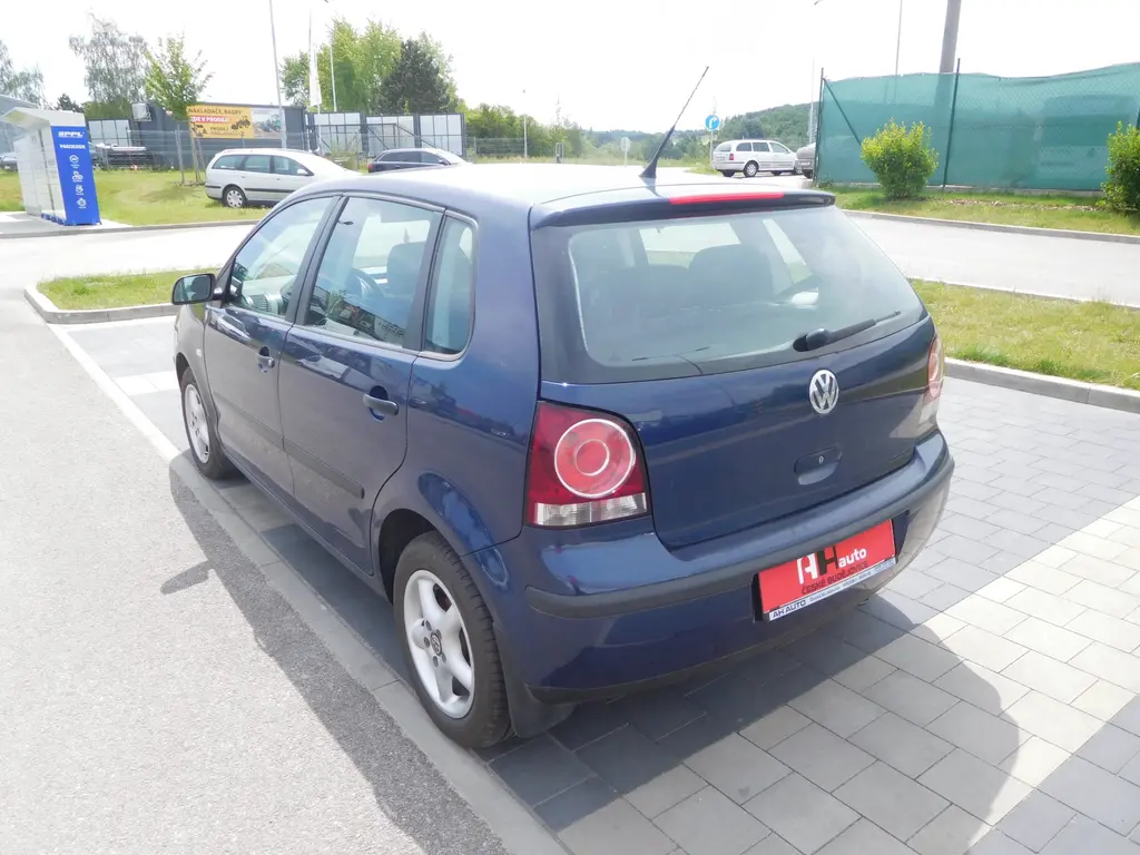 Volkswagen Polo 1.9 SDi Family, 47 kW, Klima - fotka 4