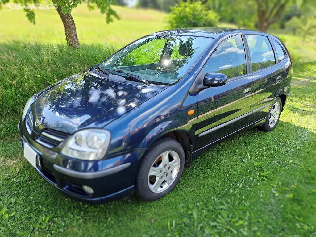 Nissan almera tino 1,8 i