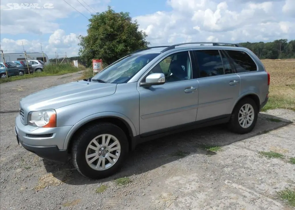 Volvo XC90 2,4 D5D 136 kW CZ Serviska nafta