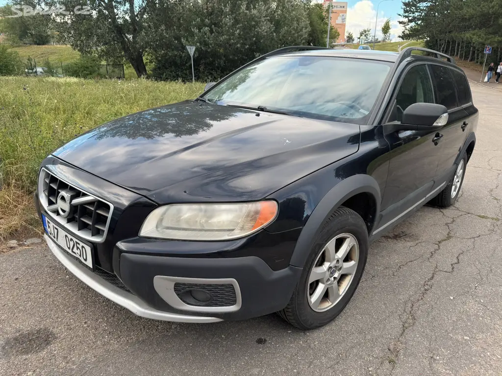 Volvo XC70 2,4D AWD, TZ, Manuál , DPH