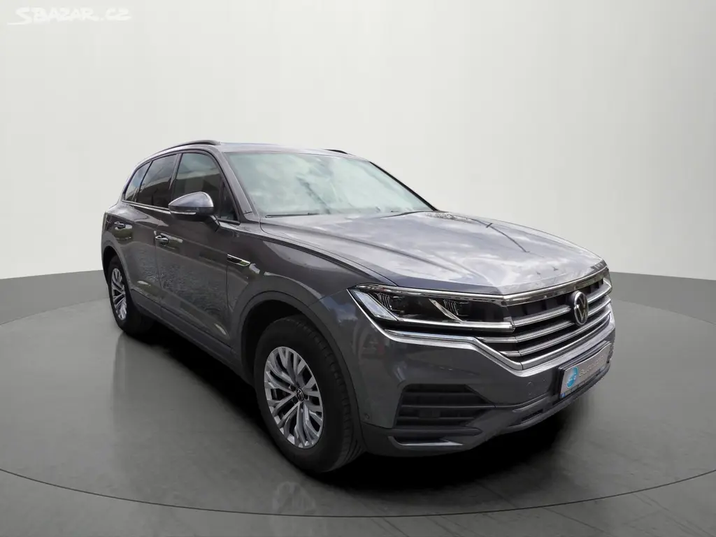Volkswagen Touareg, 3.0TDI V6 8°AT 4x4 Tažné ČR - fotka 6