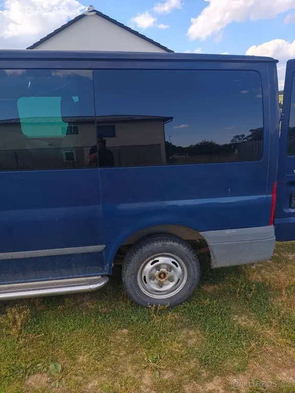 Ford Transit 2,2 2 TDCI 103kw, 8 míst r.v. 2012 - fotka 3
