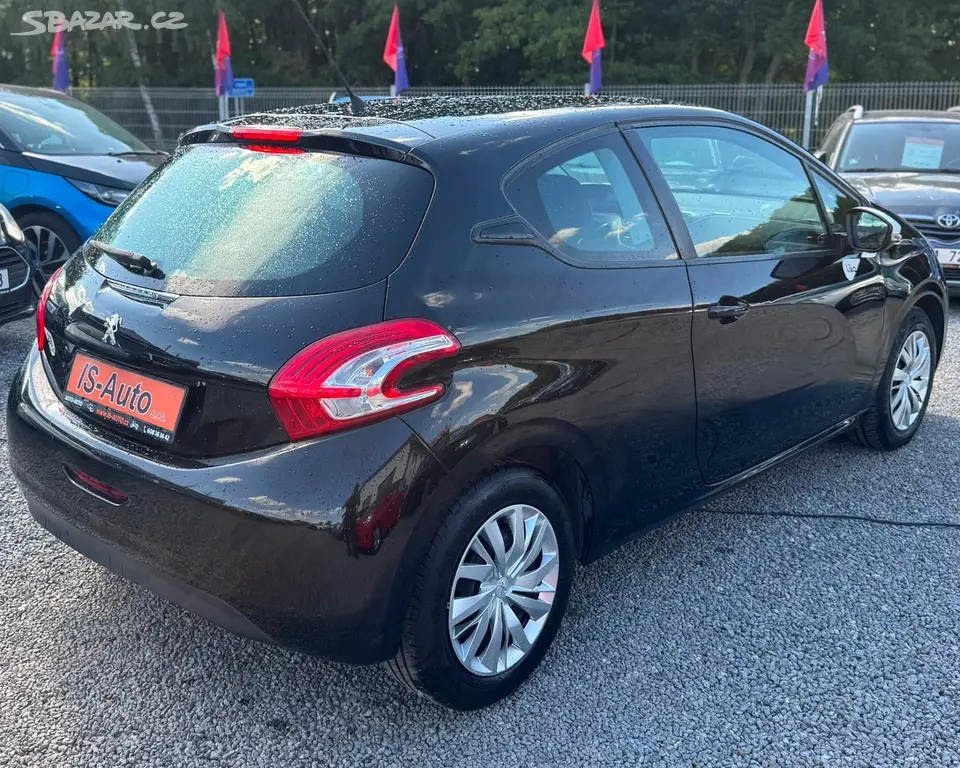 Peugeot 208 1.0 50KW - fotka 5