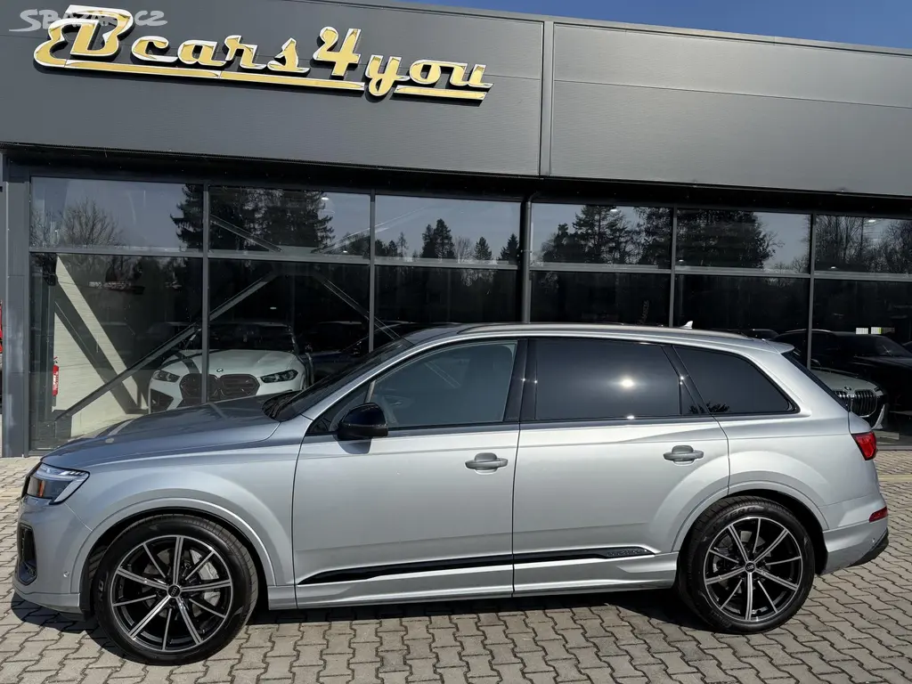 Audi Q7, 50TDI 210kW S-LINE 7MÍST NZN!! - fotka 6