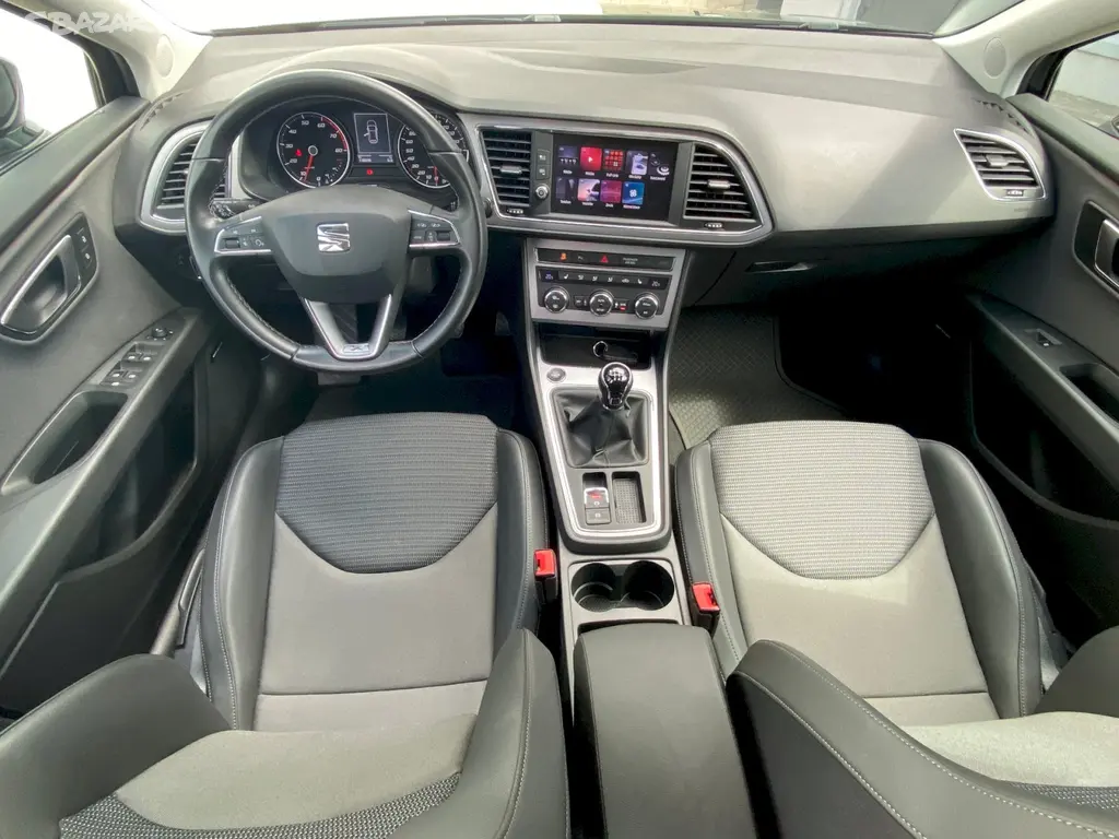 Seat Leon, XCELLENCE 1.4 TSI 125k 6M - fotka 5
