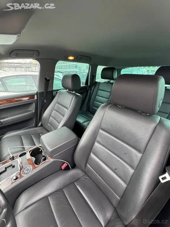 Volkswagen Touareg 3,0 tdi - fotka 6