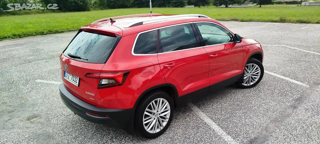 ŠKODA KAROQ 1.5TSI automat,4x4,Virtual,Style,tažne - fotka 3