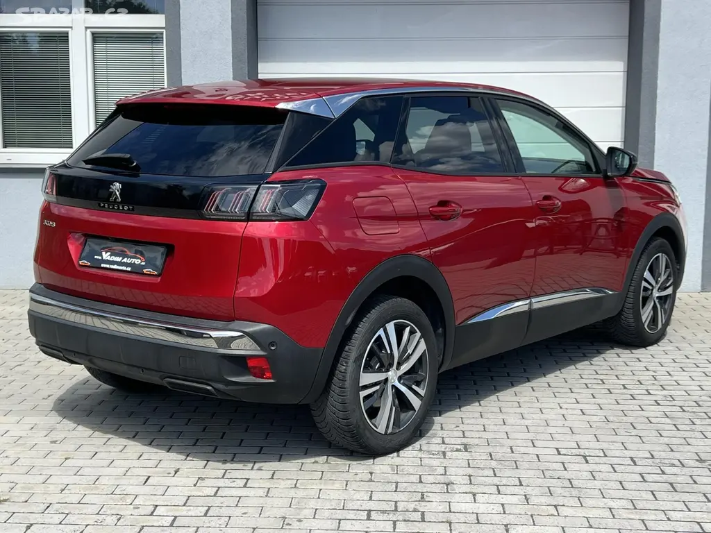 Peugeot 3008, 1.5 HDI 130K AUT ALLURE ČRNOVÉ - fotka 4