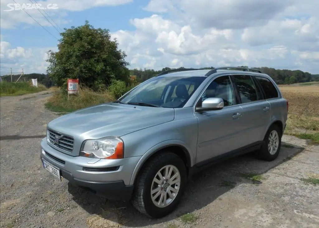 Volvo XC90 2,4 D5D 136 kW CZ Serviska nafta - fotka 2