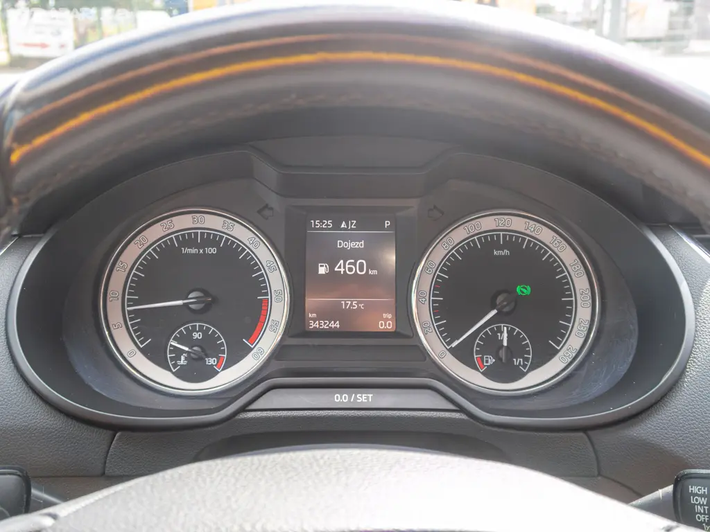 Škoda Octavia ČR 2.0TDI 110KW DSG NAVIGACE - fotka 6