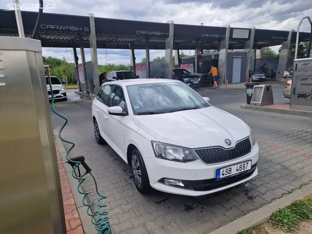 Škoda Fabia 1,0 MPI 55 kW, ČR, 2. majitel - fotka 4