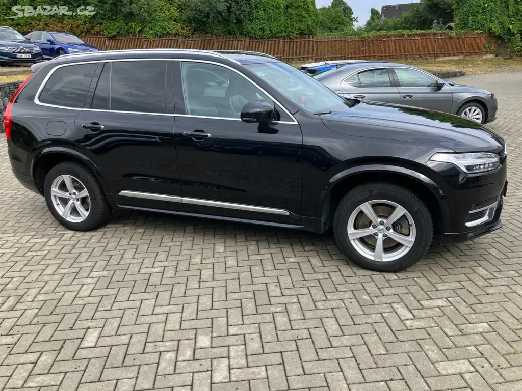 Volvo XC90, B5 AWD DIESEL INSCRIPTION AUT - fotka 3