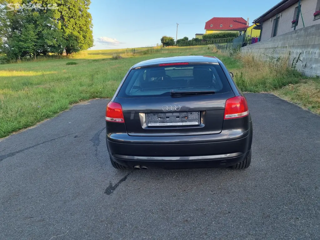 AUDI A3 1.9 TDI 8P - fotka 6
