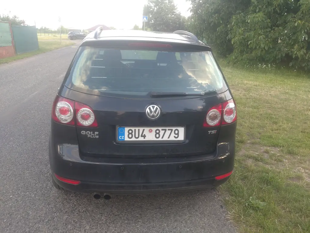 vw golf plus V 2009 14 tsi - fotka 4