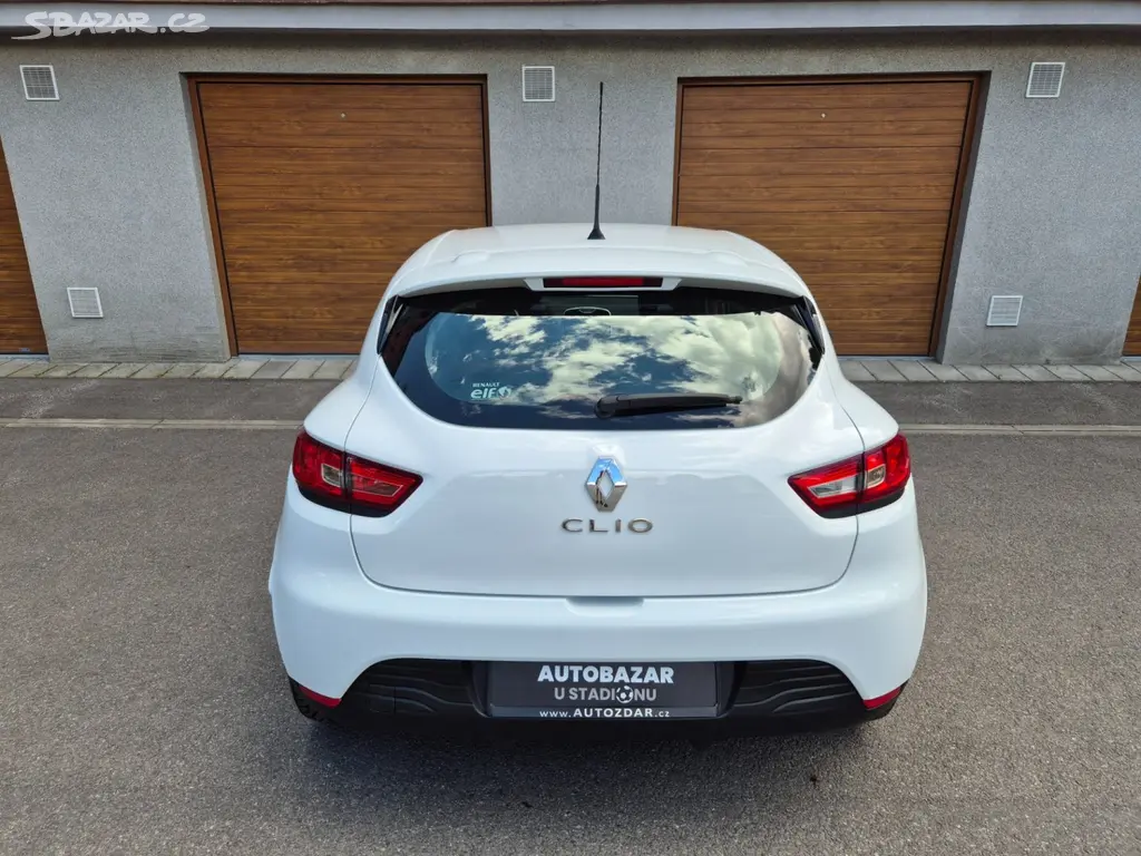 Renault Clio, 1.2 16V 54kW klima Serv.kniha - fotka 4