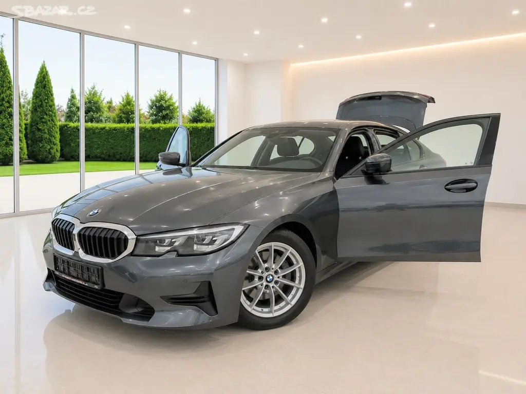 BMW Řada 3, 2.0 318D A/T,Kůže,Ambient.