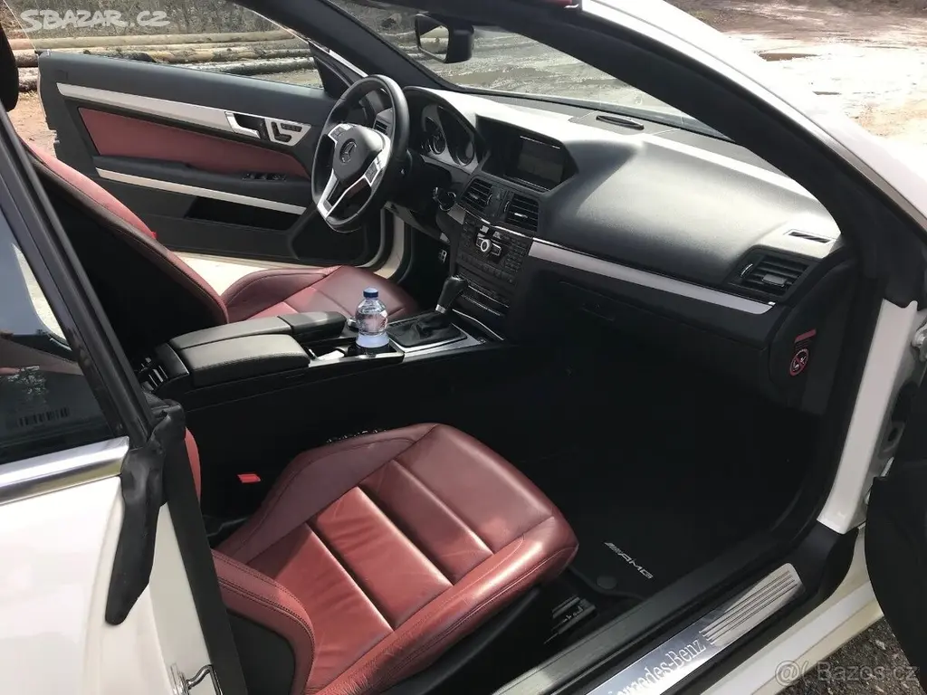 Mercedes-Benz Třídy E 2,5 250CDI - fotka 2