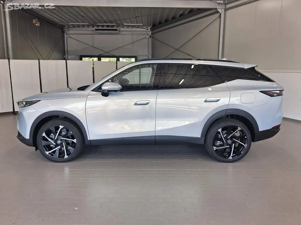 Omoda 7, OMODA PHEV Luxury - fotka 5