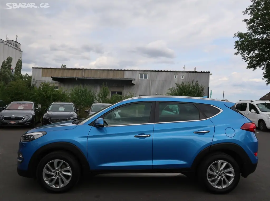 Hyundai Tucson, 2,0 CRDi,100kW,1majČR,4x4,S.kn - fotka 6